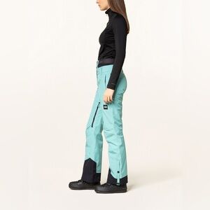 Picture Exa women’s Insulated Ski Snowboarding Pant aqua. Women’s size large.